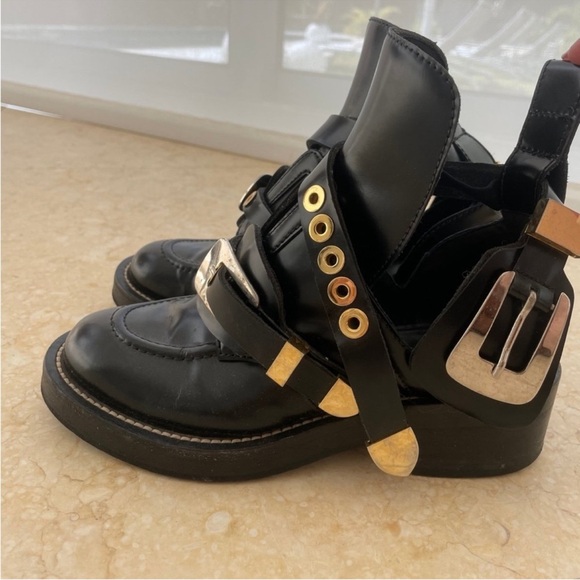 BALENCIAGA Patent
Leather Buckle Cutout Boots - Picture 1 of 6